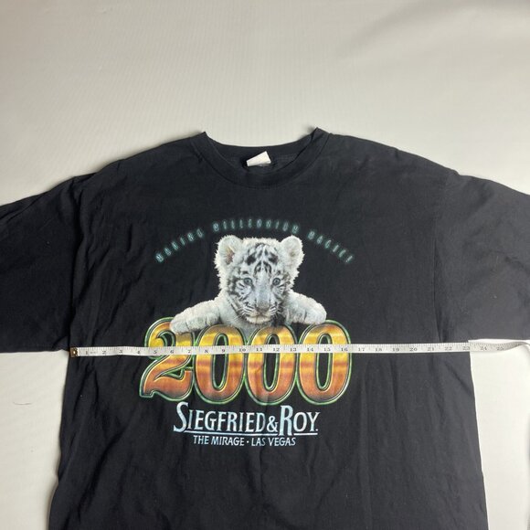 Vintage 2000 Siegfried and Roy T-Shirt Mens Tiger Cub Magic (**XL, but read**) - Picture 8 of 11